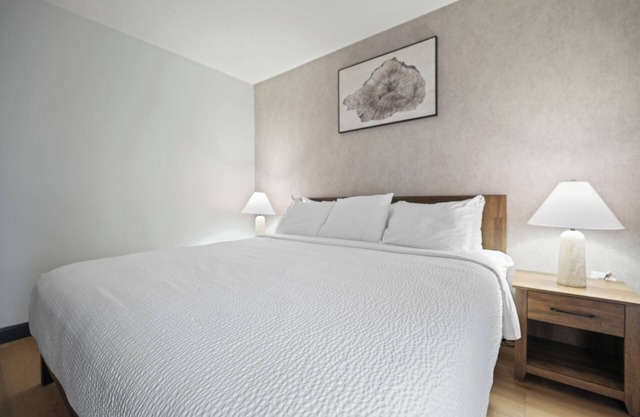 Renovated King Suite