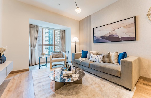 Renovated Unit w/Skyscraper Views Close to Beach, Elite Residence,Dubai Marina