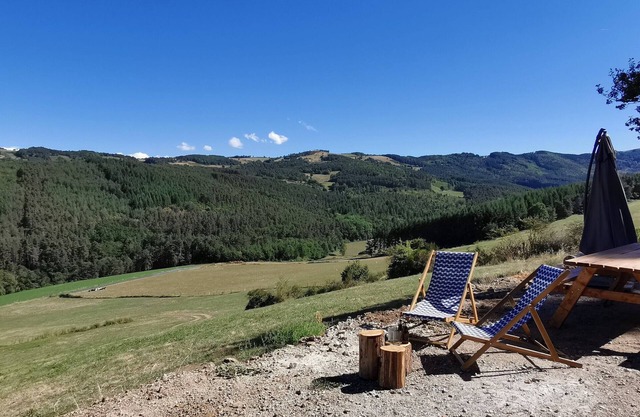 Renovated vineyard house in Langeac, nature and hiking