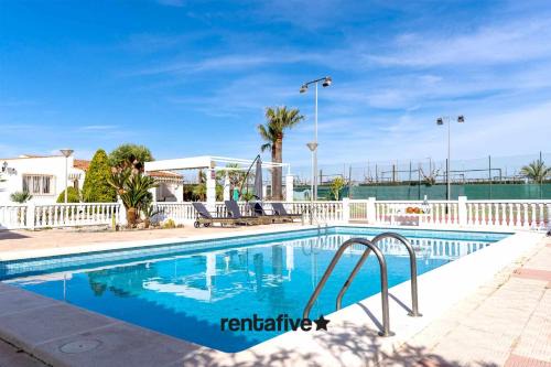 rentafive - Nuevo - AA - Barbacoa - Tenis