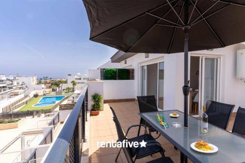 rentafive Nuevo Piscina Terraza AA