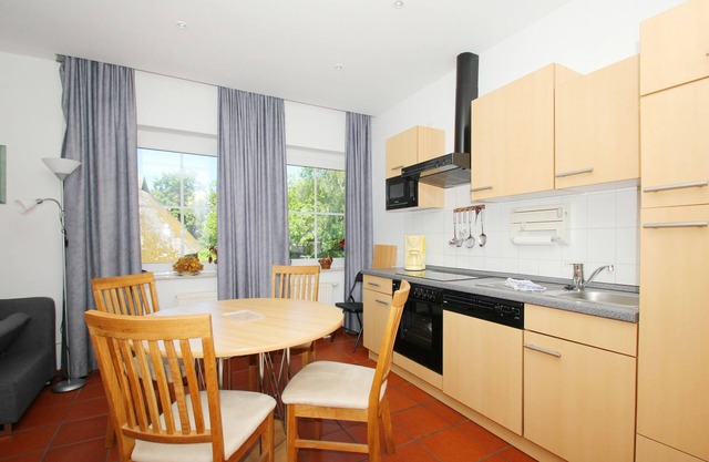 Rental-Private Bathroom-WG9