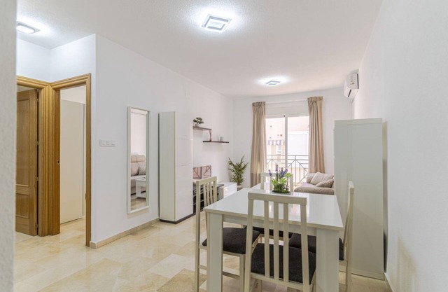 RentitSpain Varadero: Beach, Sea, and Comfort