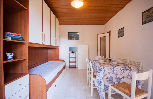 Residence La Valdana - 3 room apartment with swimming pool, tennis and parking 1km from the beach