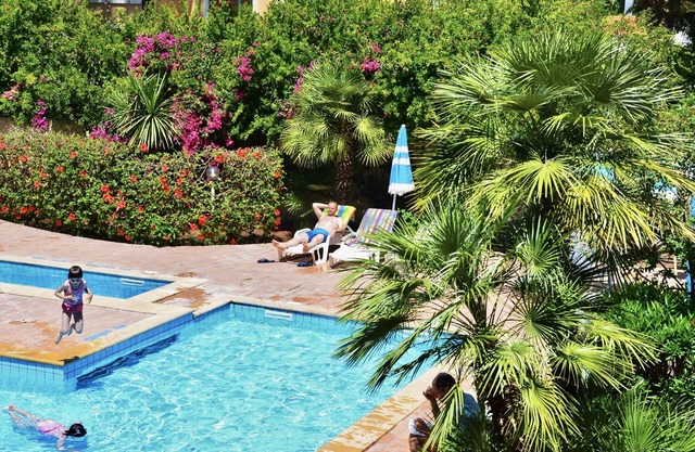 Residence with pool in Alghero