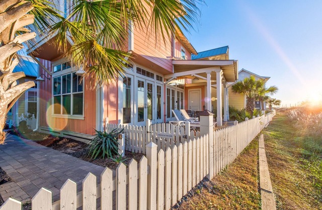 Resort Pools, Pet Friendly, Golf Cart Boardwalk to Beach