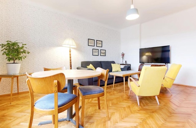 Retro Apartment with a View