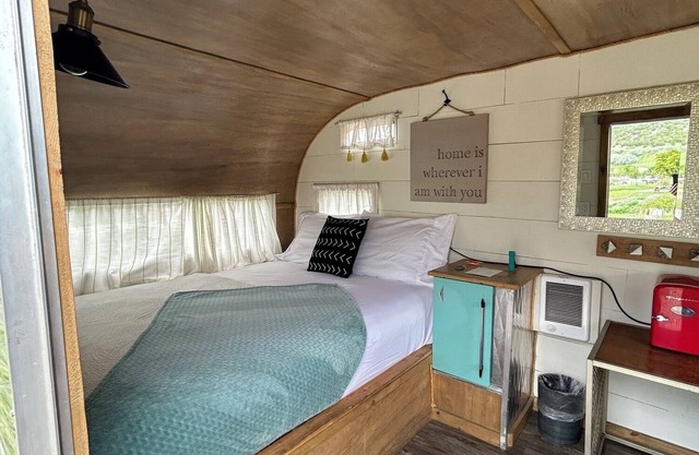 Retro Camper Queen size bed