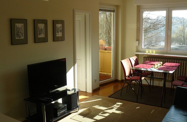 Right on Lietzensee located well maintained apartment in the middle of the West City