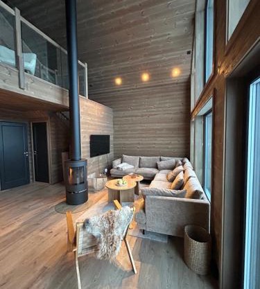 Rindabotn Fjelltun ski in-ski out