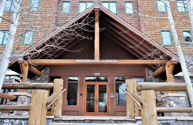 River Run Village Walk To Gondola Pool and Hot Tubs Restaurants and Shops