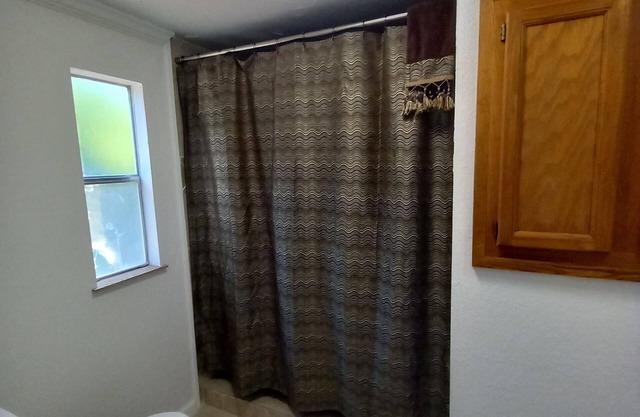 River Views and Relaxation!nNewly remodeled & ready for your familynPet friendly