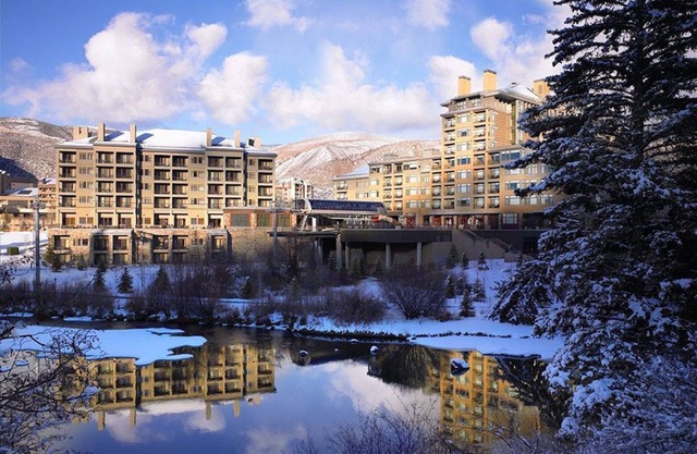 Riverfront Westin Studio Prem Villa: Sleeps 4, March 13-20, 2026, Ski In/Out