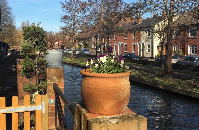 Rivergem - Riverside Coach House