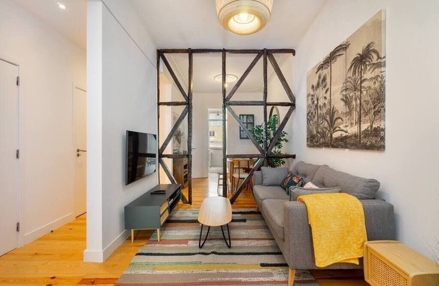 Riverside View 2-Bed for R Workers & Digital Nomad