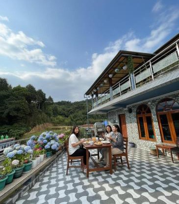 RJ Shant Apartments- Flat 22