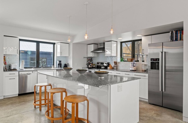 RMR: 5610 Schwabacher Home in Wilson, WY