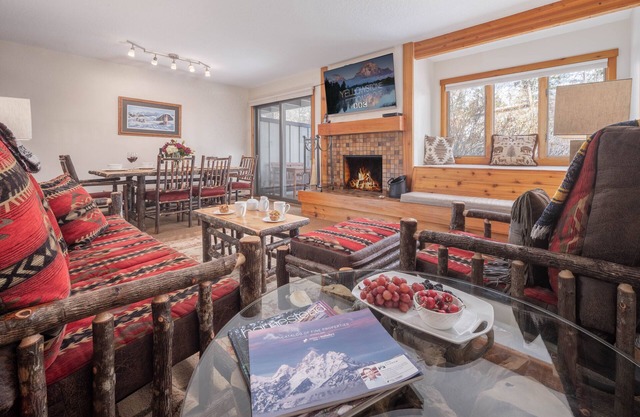 RMR: Chokeberry 3813 Condo in The Aspens