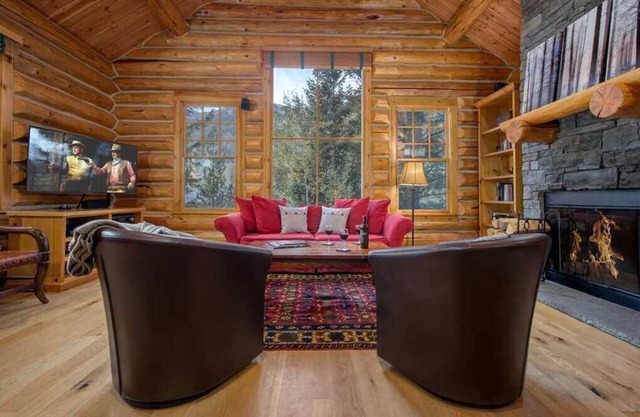 RMR: Granite Ridge Cabin 7586 in Teton Village