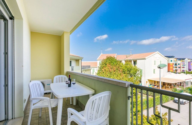 Robinia/Pinetine by Interhome