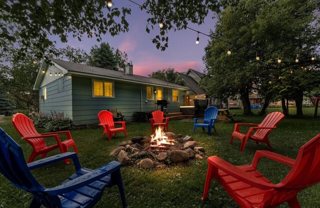 Rock n Roll! DT 2bd home! Walk to beach, bars&more