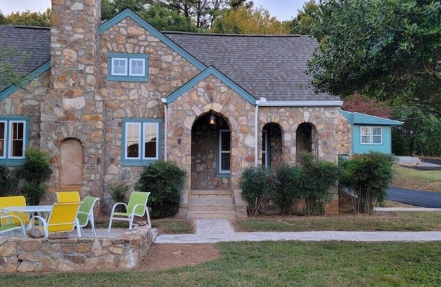 Rock of Ages, a mid-century modern gem