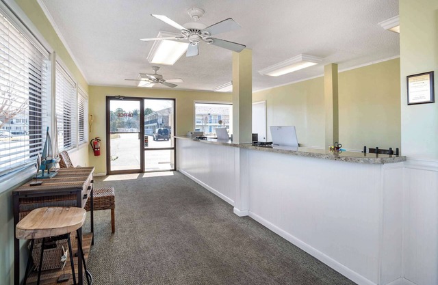 Rodeway Inn And Suites