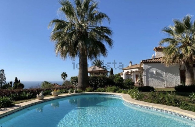 Romantic Spanish villa with sea views, heated private pool and big garden