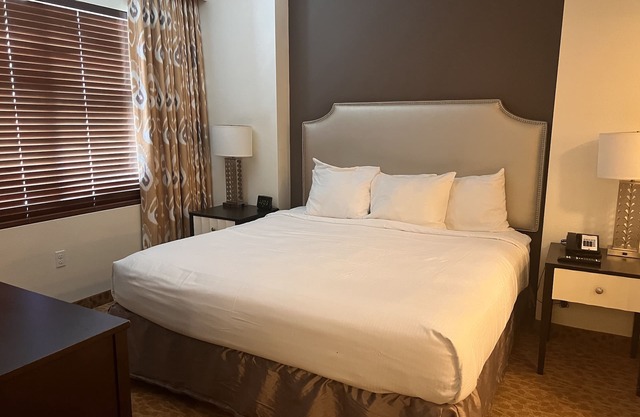 Romantic suite with jet Tub 15 of Las Vegas strip