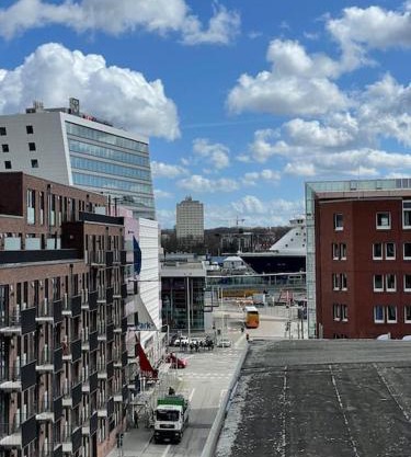 Rooftop mit Fördeblick, zentral & nah am HBF