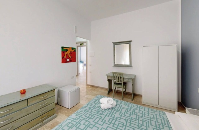 Room 'Camera Girasole' with Wi-Fi and Air Conditioning