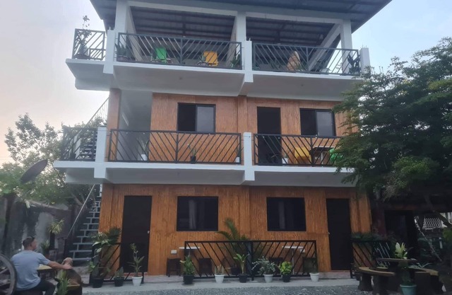 ROOM D - Studio Type Room Good for 4-6pax