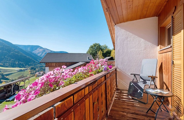 Room 'Doppelzimmer 8' with Mountain View, Private Terrace and Wi-Fi