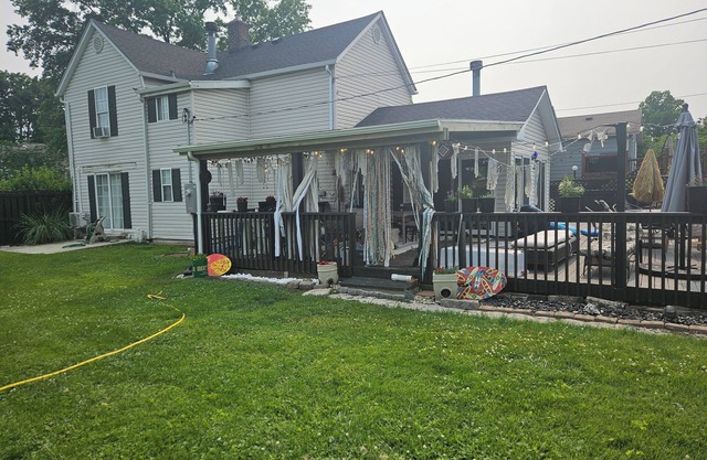 Room for rent in my farmhouse, with a saltwater pool and fresh eggs!