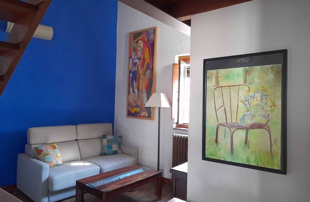 Room 'La Camara' with Shared Pool, Wi-Fi and Air Conditioning