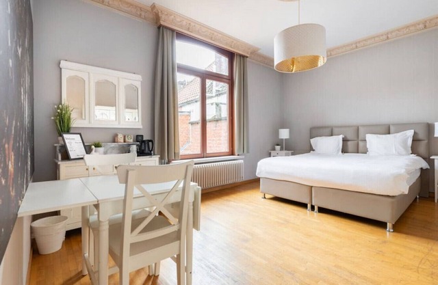 ROOM N°1 - Suites Stays Bruges