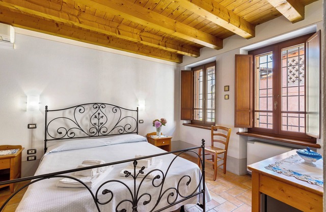 Room 'Non Ti Scordar Di Me' with Shared Garden, Wi-Fi and Air Conditioning