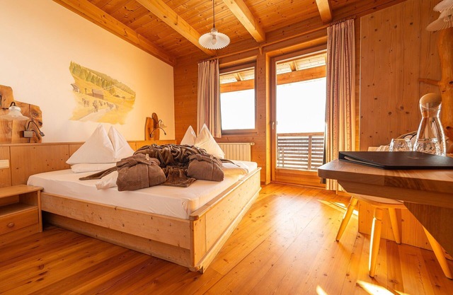 Room 'Rossalm Panoramic Room 4' with Shared Terrace, Shared Garden and Wi-Fi