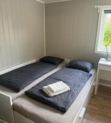 Room with shared kitchen and bathroom nr 3