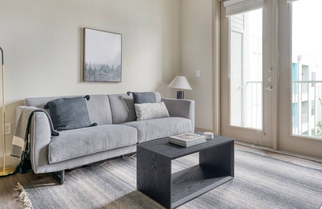 Roomy East Austin 1BR w/ Pool, Gym & W/D, nr restaurants, by Blueground