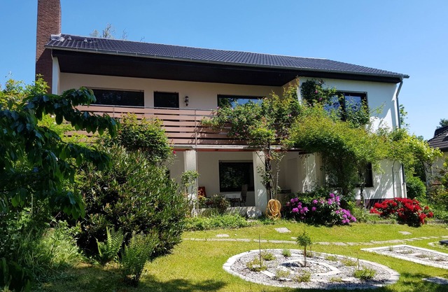 ROSE Apartment 50 qm with Veranda ang garden