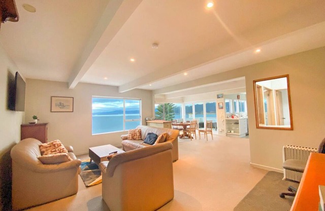 Roseneath Sea-view Haven Wellington