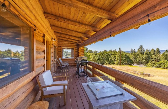 Rowland Log Cabin home