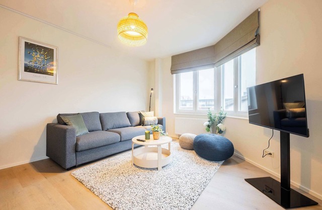 Royal 65m2 One Bedroom Apartment (VW-140-A)