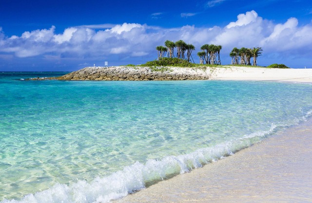 Royal View Hotel Churaumi