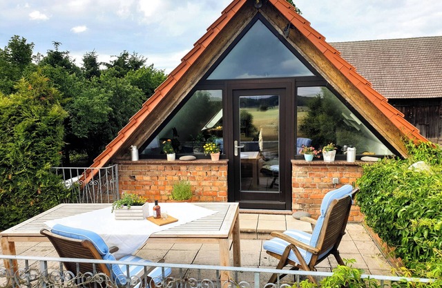 Rural accommodation near the lake and with a view