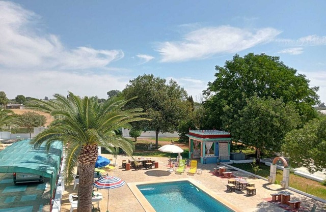 Rural Accommodation Villa Rosarito, villa with swimming pool and garden for 12 persons