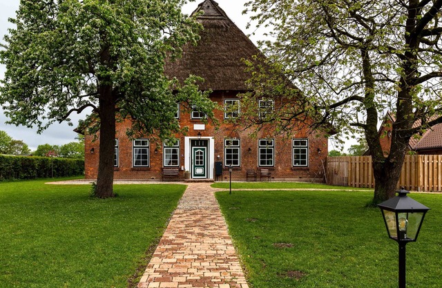 Rural charm, relaxed living under thatch in the old farmhouse