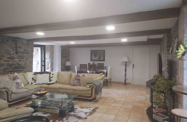 Rural House in A Queira. A quiet environment and close to Ares, Ferrol or Coruña.