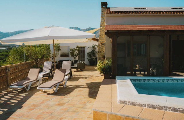 Rural House on the Tropical Coast with Salt Pool